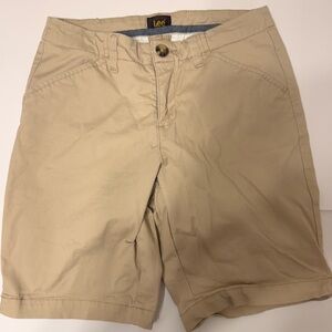 Lee Men’s Khaki Chino Shorts Size 2 Medium M Tan Cotton Stretch Casual